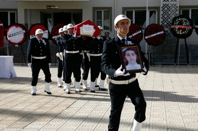 Kilis şehidi Mimiroğlu için tören düzenlendi 6