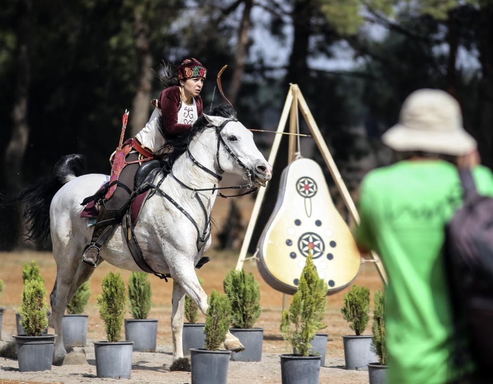 8. Avrasya Geleneksel Okçuluk Müsabakaları 9