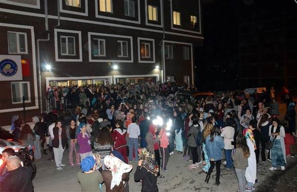 Zonguldak'ta kız yurdundan 2 öğrenci kaçırıldı 5