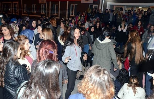 Zonguldak'ta kız yurdundan 2 öğrenci kaçırıldı 7