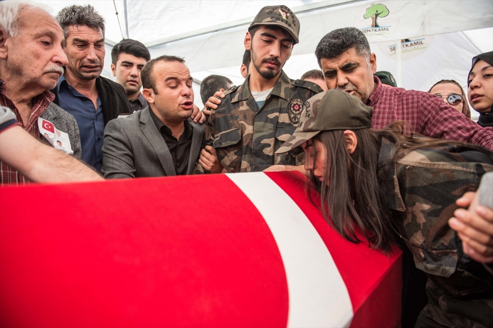 Gaziantep şehitlerine uğurlama 4