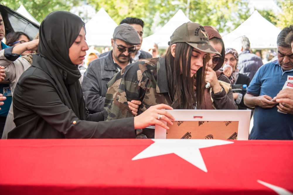 Gaziantep şehitlerine uğurlama 6