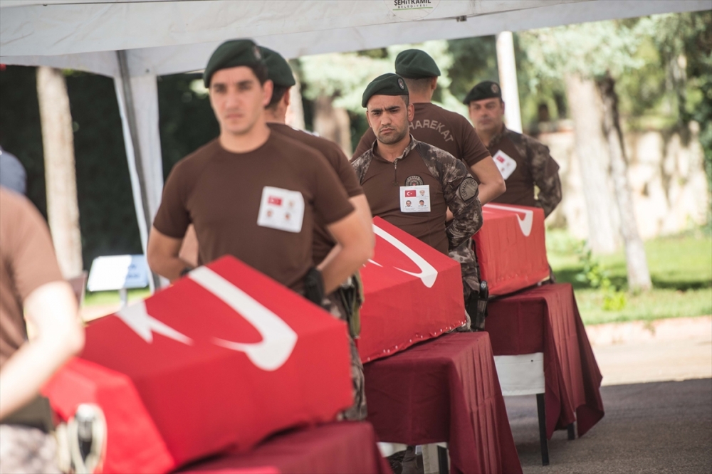 Gaziantep şehitlerine uğurlama 7