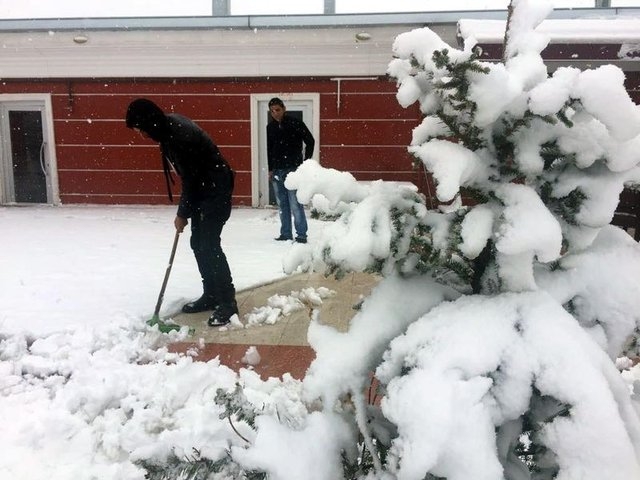 Ve mevsimin ilk karı o şehre düştü! 15