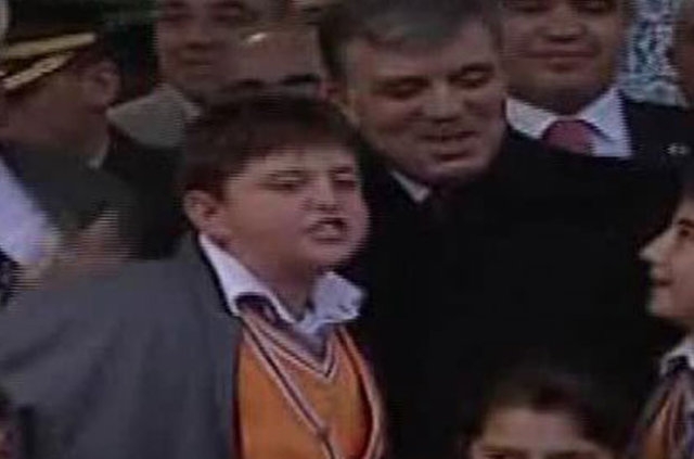 Abdullah Gül'le kucaklaşan çocuk çatışmada öldürüldü 3