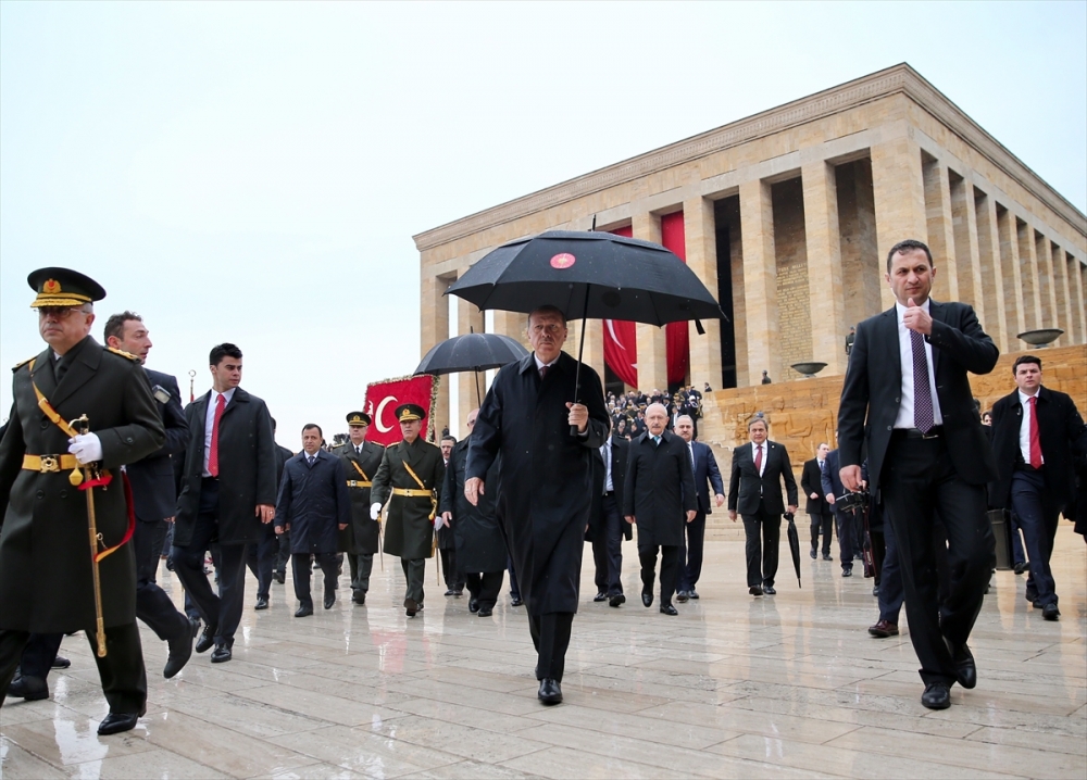 29 Ekim törenleri Anıtkabir’de başladı 6