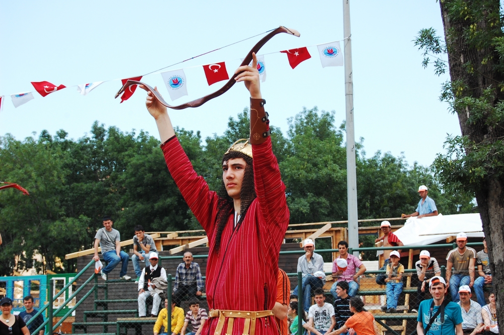 Türk Sporları Sempozyumu Kırgızistan'da yapıldı 3