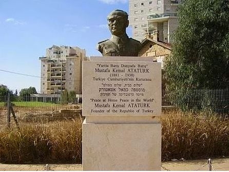 Atatürk'ün, dünyanın dört bir tarafında isminin verildiği yerler 10