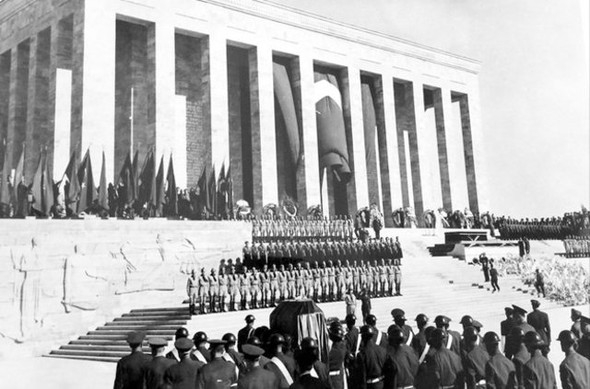 Ulu Önder ebediyete böyle uğurlandı 13