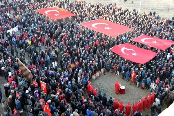 Atalarının izinde yürüdüler... 11