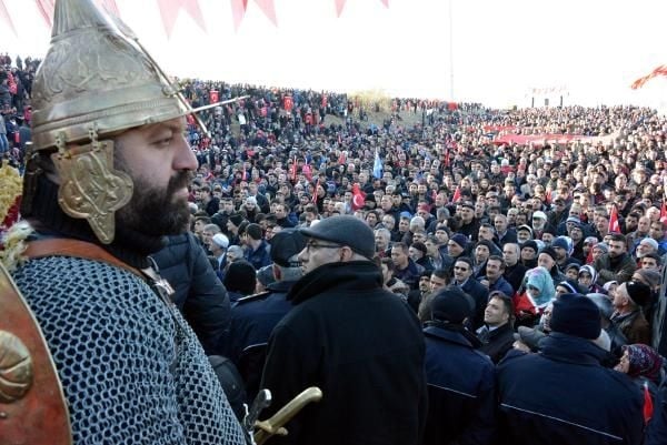 Atalarının izinde yürüdüler... 9