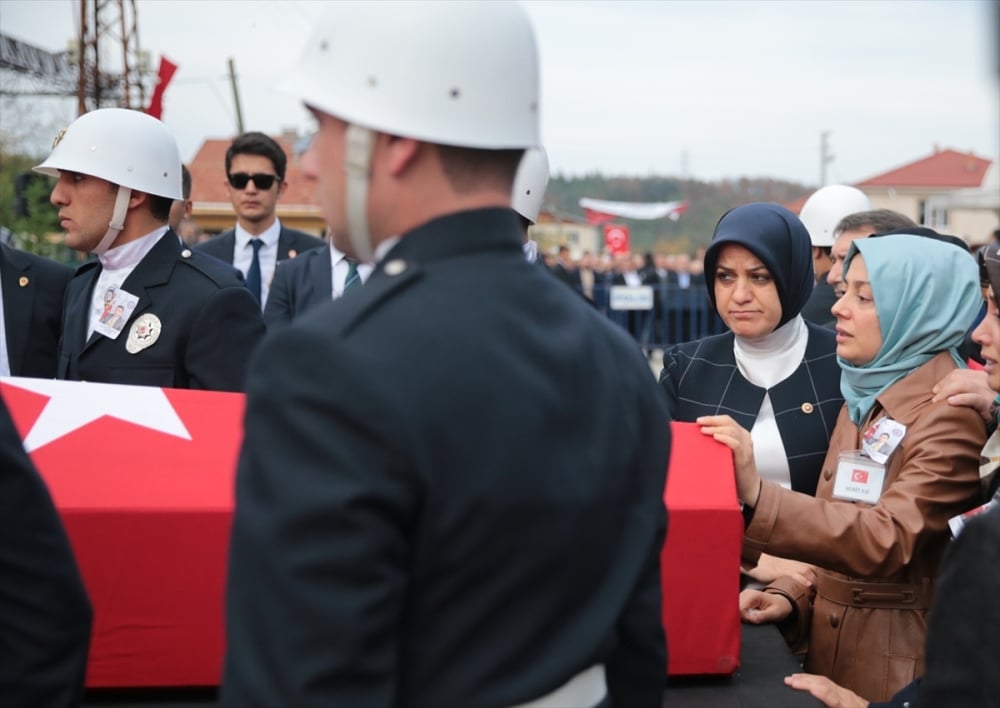 Şehit kaymakam son yolculuğuna uğurlandı 5