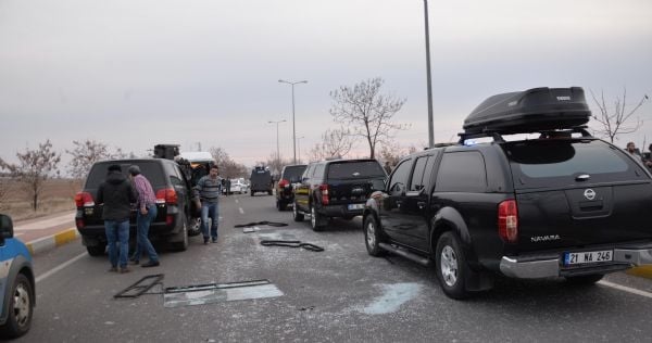 Hain saldırı sırasında polisin silahını böyle çaldı 3