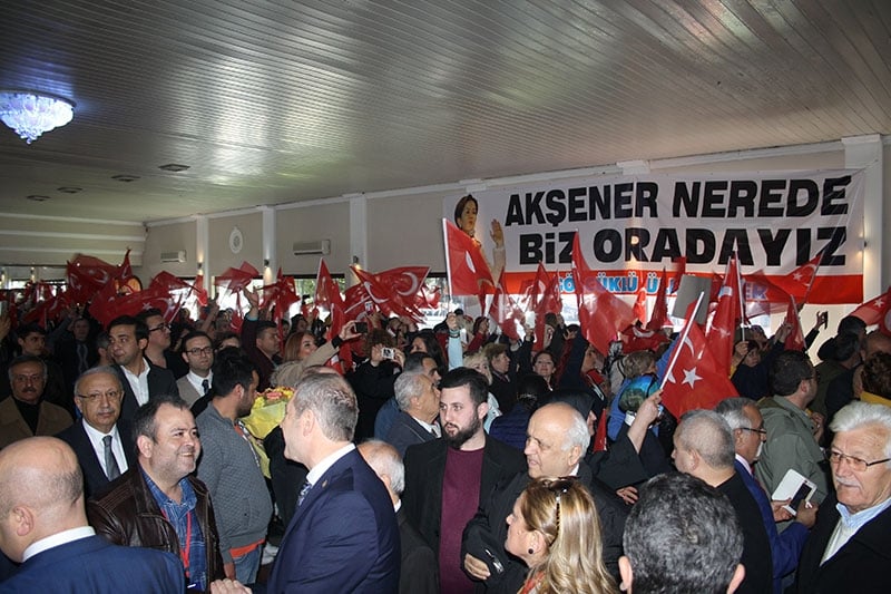 Akşener'in toplantısından en çarpıcı kareler 10