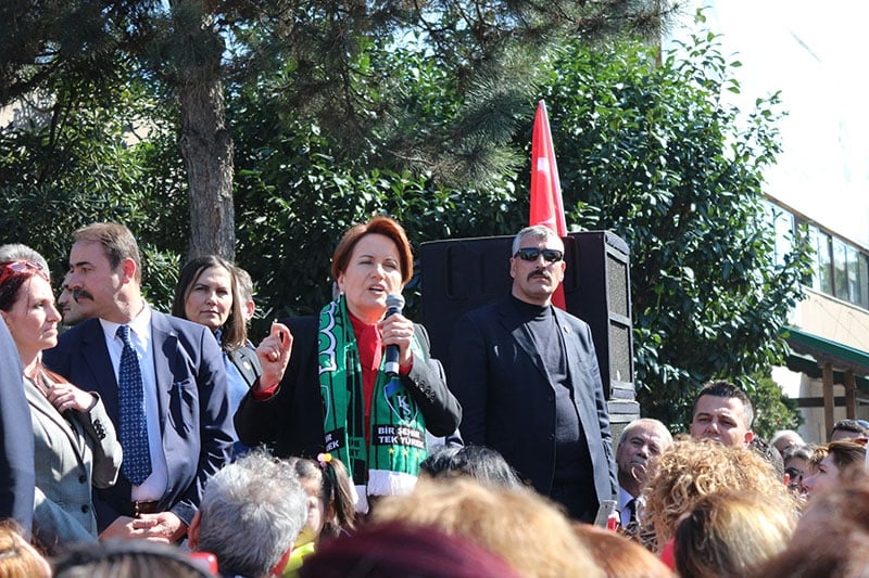 Akşener'in toplantısından en çarpıcı kareler 16