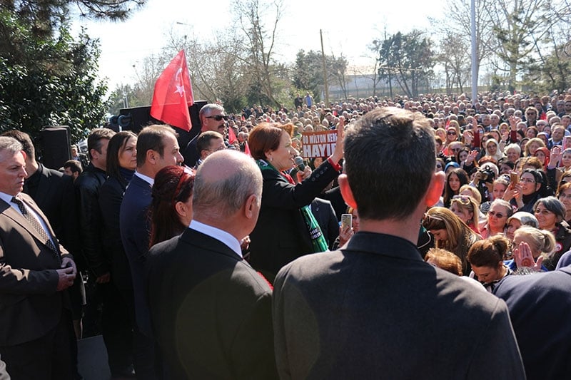 Akşener'in toplantısından en çarpıcı kareler 20