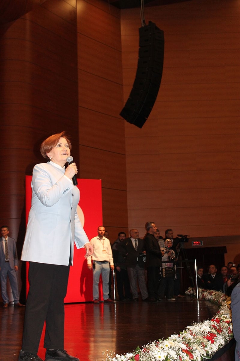 Akşener: Onlar Bolu beyi ise biz de Köroğlu'yuz! 15