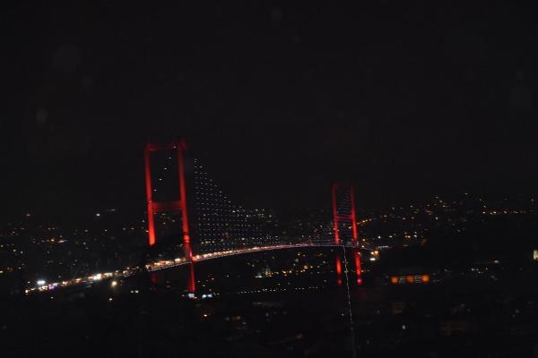 İstanbul karanlığa gömüldü 3