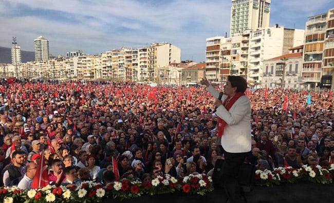 İzmir'de on binler tek ses oldu: Diktatörlüğe HAYIR! 3