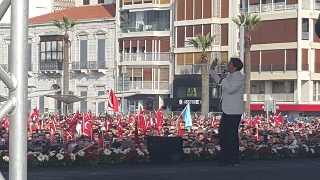 İzmir'de on binler tek ses oldu: Diktatörlüğe HAYIR! 6