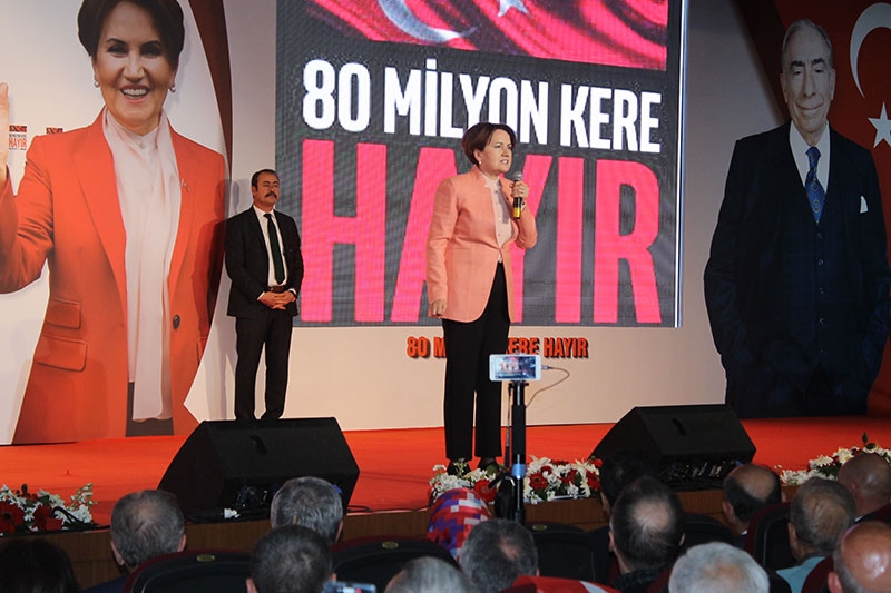 Akşener'in Ankara'daki toplantısından en çarpıcı kareler 10