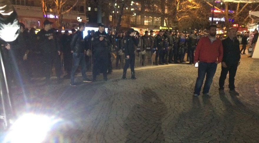 Halk YSK'yı protesto etmek için sokağa indi 6