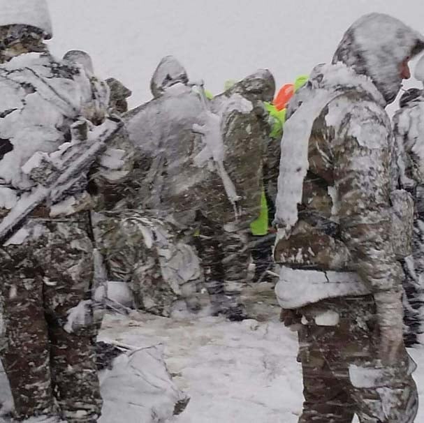 12 şehit verdiğimiz kazada enkaza böyle ulaştılar 9