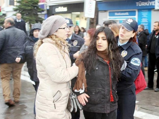 YSK protestolarına polis müdahalesi 4