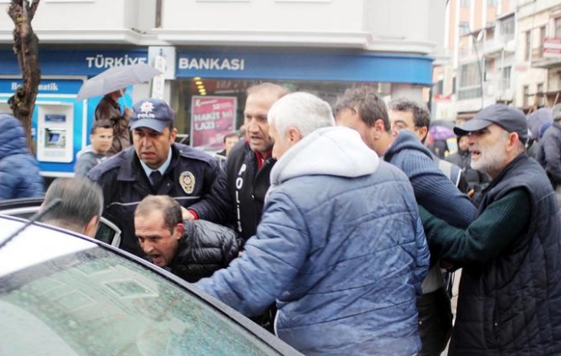 YSK protestolarına polis müdahalesi 5