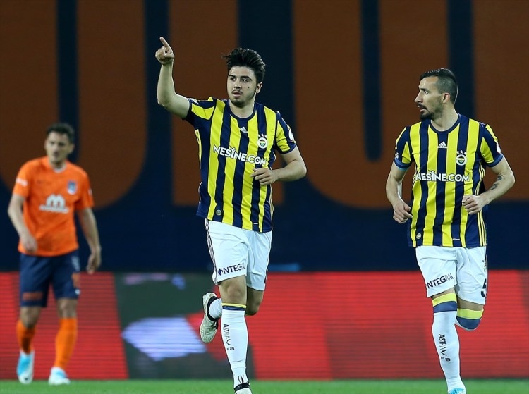 İşte Fenerbahçe'den ayrılacak futbolcular 10