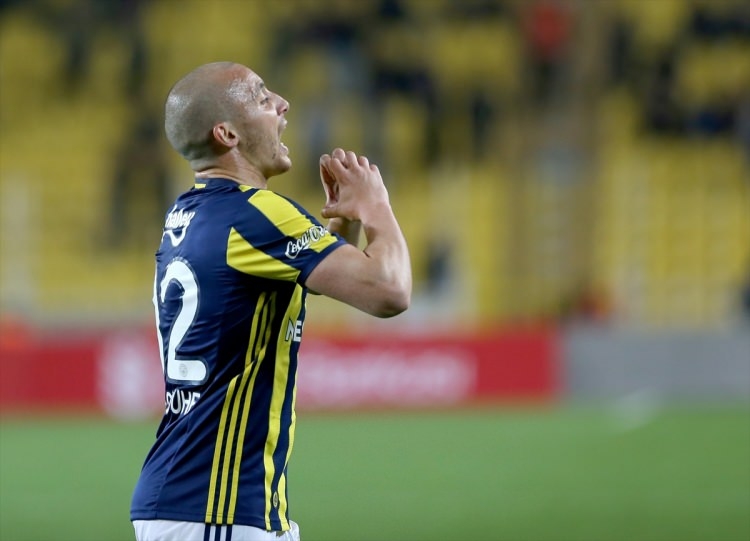 İşte Fenerbahçe'den ayrılacak futbolcular 7