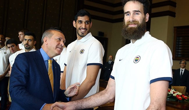 Erdoğan, Fenerbahçe Basketbol takımını ağırladı. 1