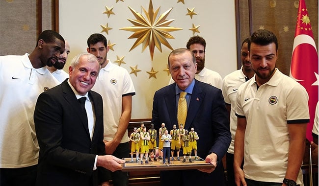 Erdoğan, Fenerbahçe Basketbol takımını ağırladı. 9