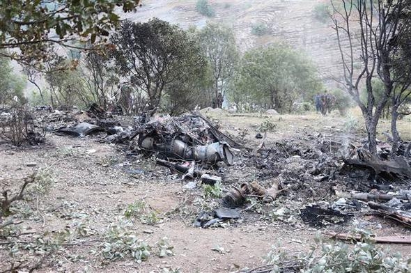 13 askerimiz şehit olmuştu: Kaza yerinden ilk görüntüler 4