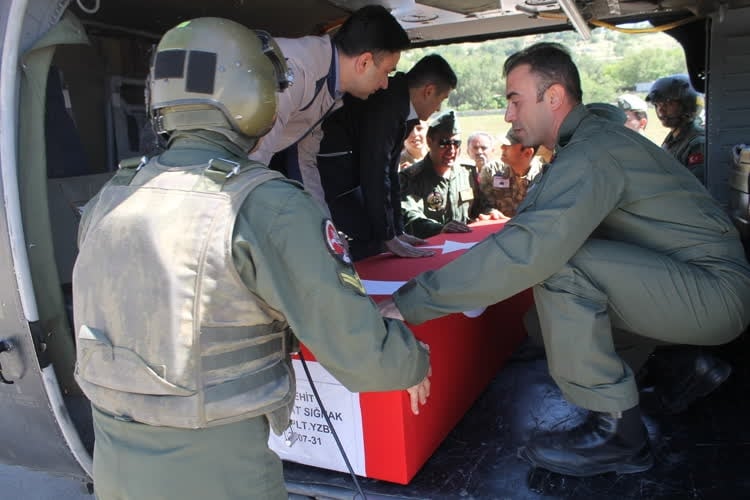 Şırnak şehitleri memleketlerine uğurlandı 3