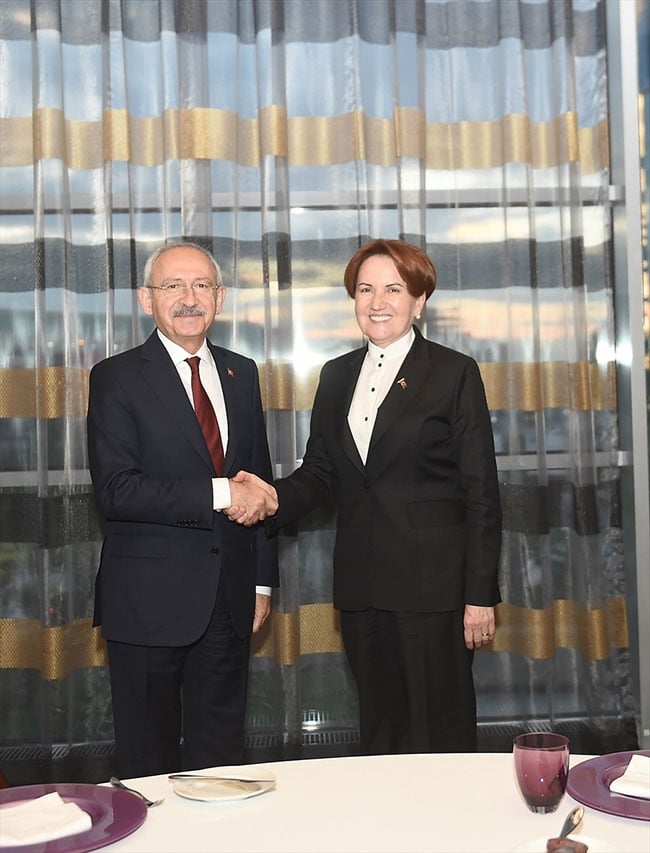 Akşener ve Kılıçdaroğlu iftar yemeğinde bir araya geldi 4