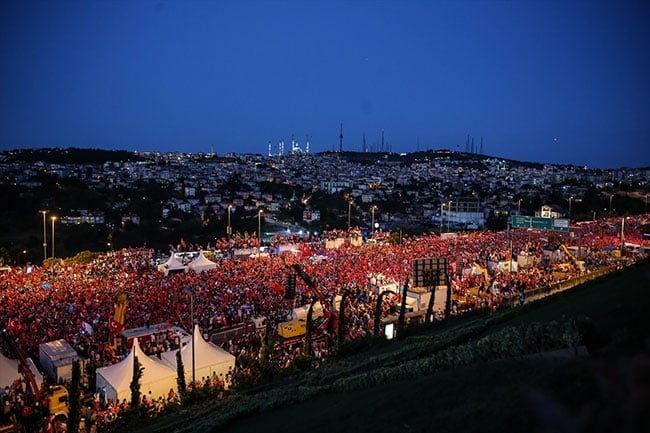 81 il 15 Temmuz şehitleri için tek yürek 5