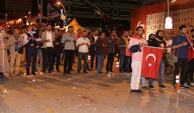 Dünya basını 15 Temmuz törenlerini böyle gördü 5