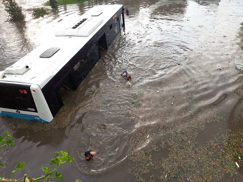 İstanbul'dan yağmur manzaraları 11