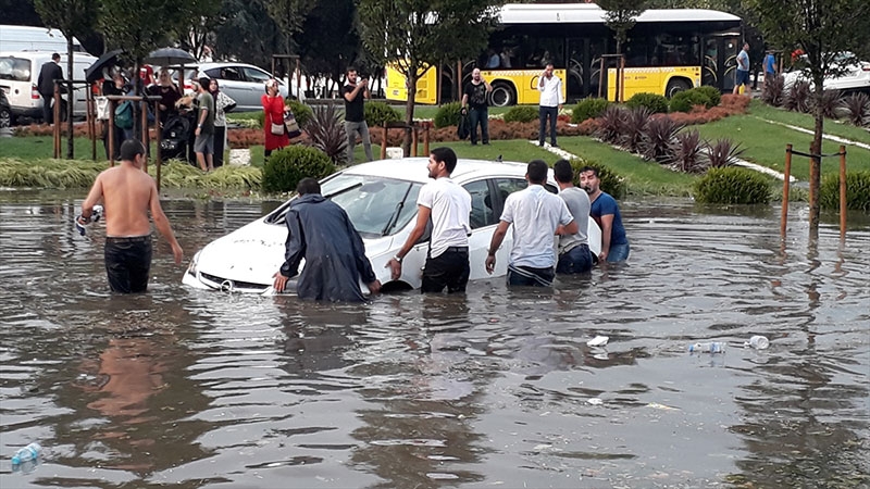 İstanbul'dan yağmur manzaraları 12