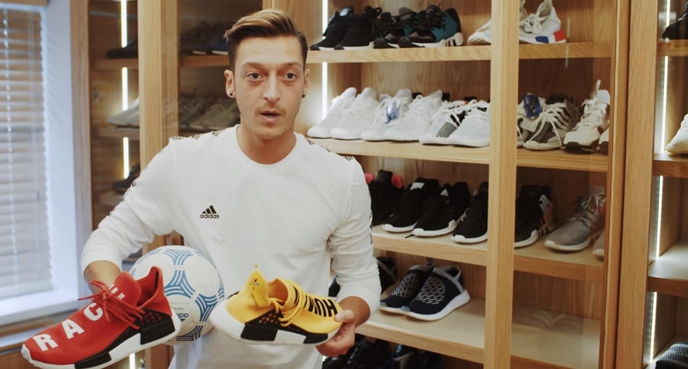 Mesut Özil'den büyük gaf! 3