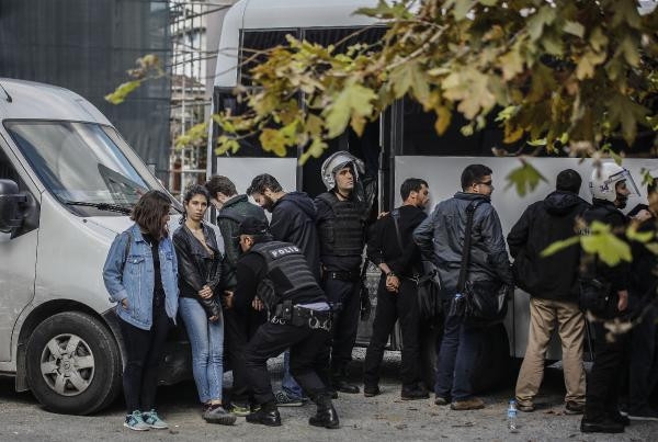 İstanbul Üniversitesi karıştı 9