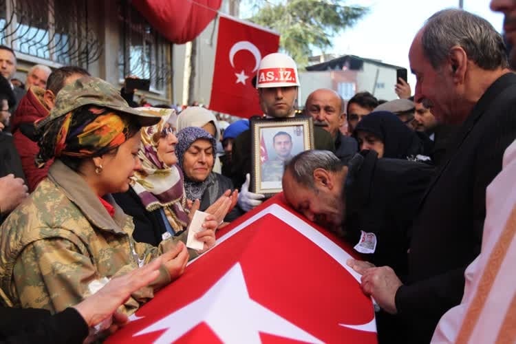 Piyade er Erhan Karaca Samsun'da son yolculuğuna uğurlandı 4