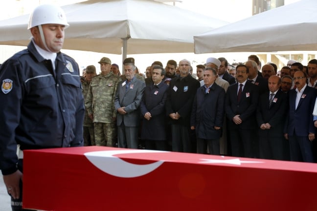 Şehit polis Ahmet Alp Taşdemir için tören düzenlendi 3