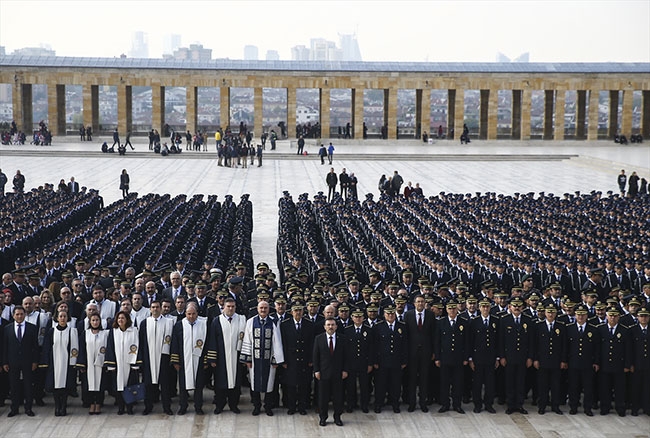 Emniyet Teşkilatı'ndan Anıtkabir'e ziyaret 7