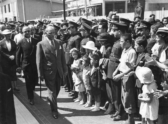 Arşivlerden çıktı! İşte Atatürk'ün az bilinen fotoğrafları 14