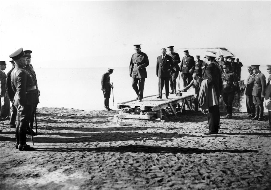 Arşivlerden çıktı! İşte Atatürk'ün az bilinen fotoğrafları 27