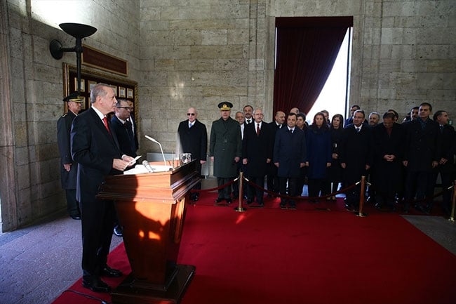 Atatürk Anıtkabir'de anıldı 5