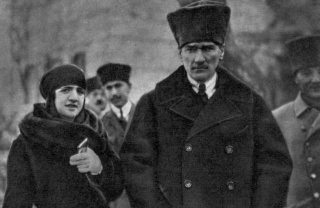 Ulu Önder Mustafa Kemal Atatürk'ün hayatı ve mücadelesi... 12