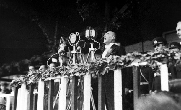 Ulu Önder Mustafa Kemal Atatürk'ün hayatı ve mücadelesi... 15